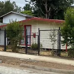 Cabana Sencilla, Con Amplio Patio. A Pasos De Todo
