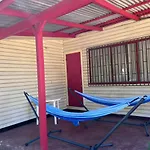 Cabana Sencilla, Con Amplio Patio. A Pasos De Todo